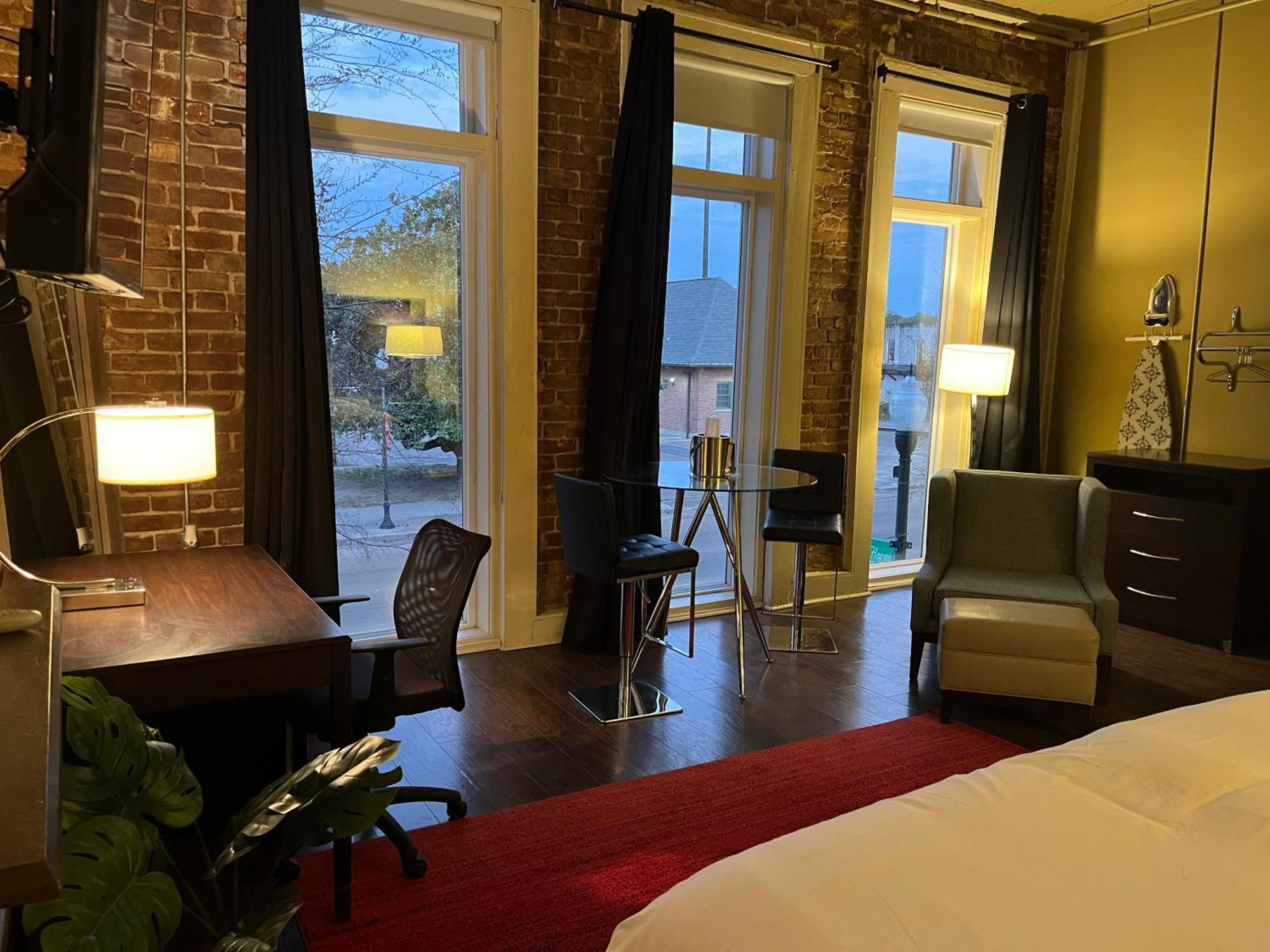 The Skylight Hotel Greenville Εξωτερικό φωτογραφία