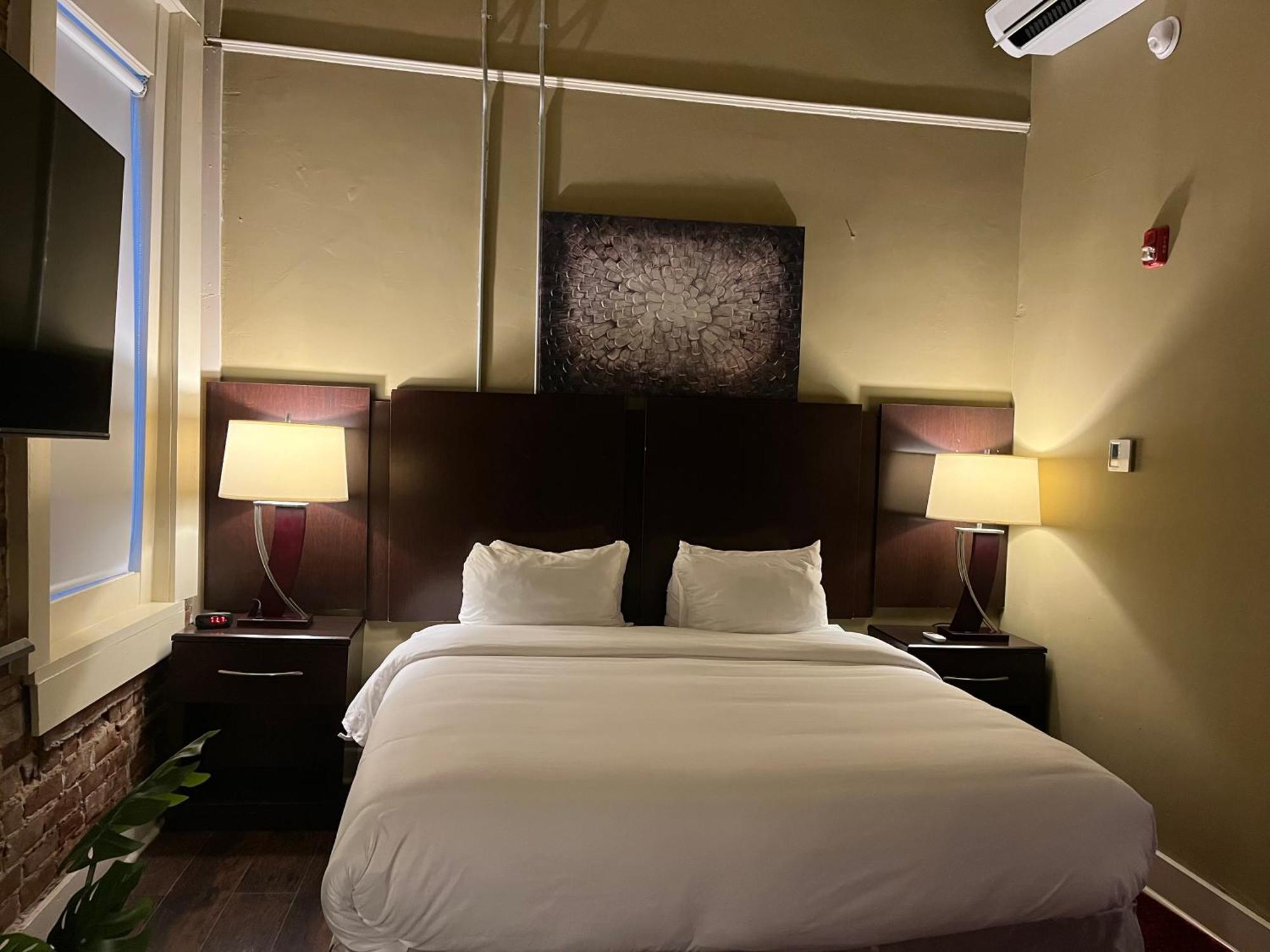 The Skylight Hotel Greenville Εξωτερικό φωτογραφία